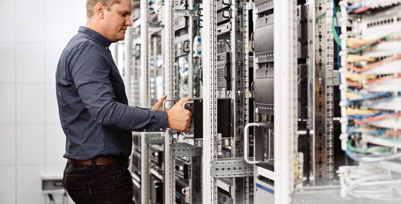  Safety specialist examines network technology 